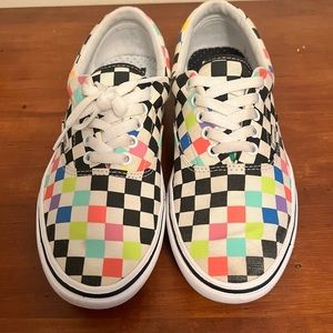 MoMA collab Vans Men 7.5 Women 9